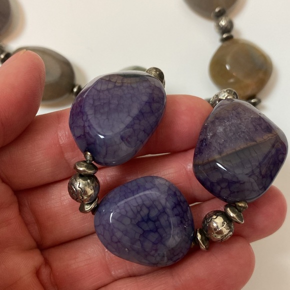 Ursula K Handcrafted Artisan Agate and Sliver Necklace - Picture 5 of 12